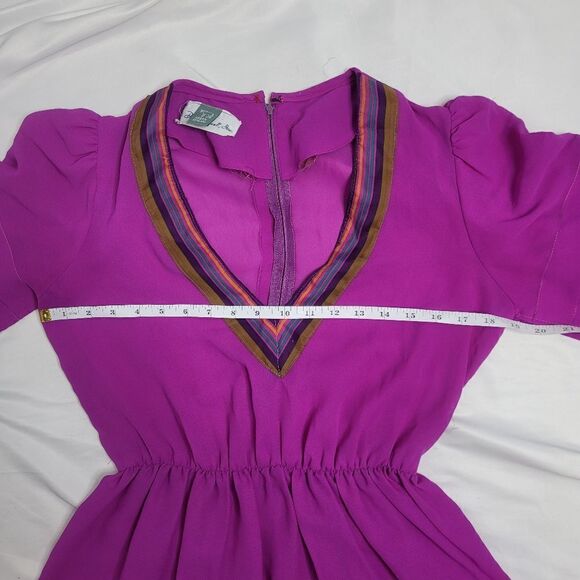 VINTAGE 70s blouse purple Urban Renewal peplum v-neck S - Picture 10 of 12